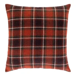 Decor 140 Catalina Traditional Throw Pillow