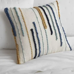 Five Queens Court Wilda Decorative Square Throw Pillow -Safavieh Store 5756944 ALT2