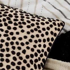 Nalu Mele Linen Decorative Pillow - 20" X 20" 7 Nalu Mele Linen Decorative Pillow - 20" X 20" -Safavieh Store 6017441 ALT2